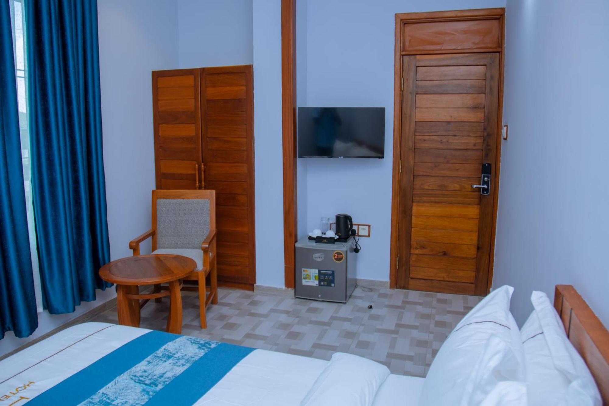 Hotel Rolax Dar es Salaam Exterior foto